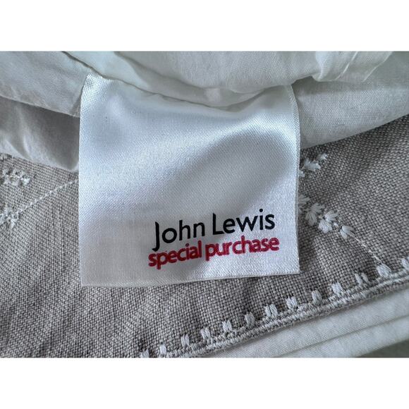 "John Lewis" Special Purchase 100% Cotton Pillowcases Standard Size Embroidered - Picture 7 of 9